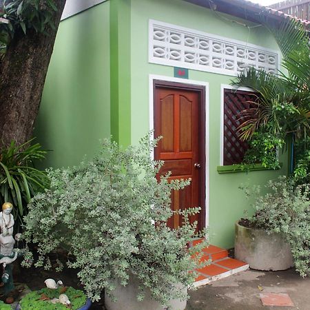 Garden Guesthouse コンポンチュナン 部屋 写真